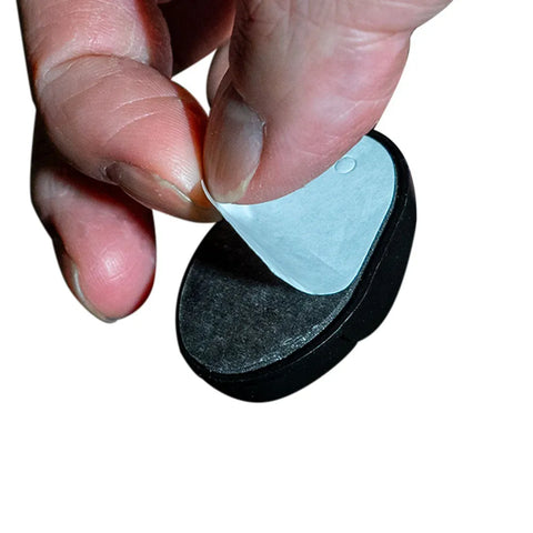 3m sticky pad at the bottom of the mic. 3m sticky pad at the bottom of the mic.