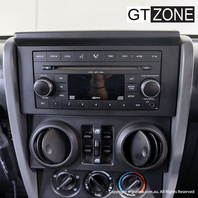 Jeep Wrangler Head Unit Upgrade Kit (2007-2015) - 7inch Touchscreen with Wireless Apple Carplay & Android Auto